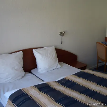 Zleep Hotel 3*